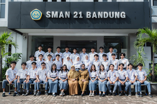 xii-5 - SMAN 21 Bandung
