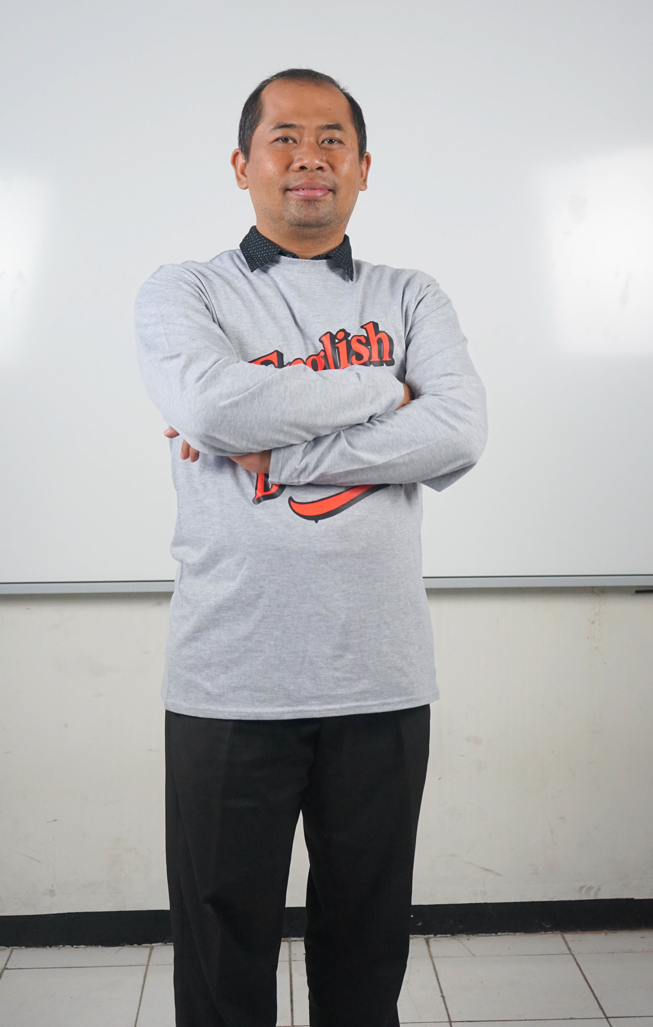 Pak Aan - Staff Name - SMAN 21 Bandung class 2025