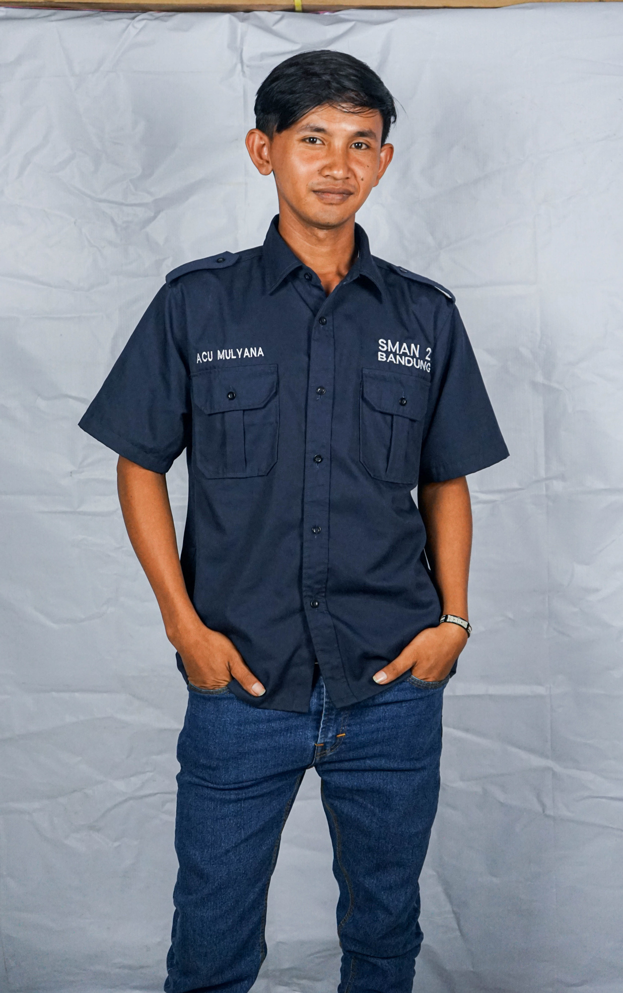 Pak Acu - Staff Name - SMAN 21 Bandung class 2025