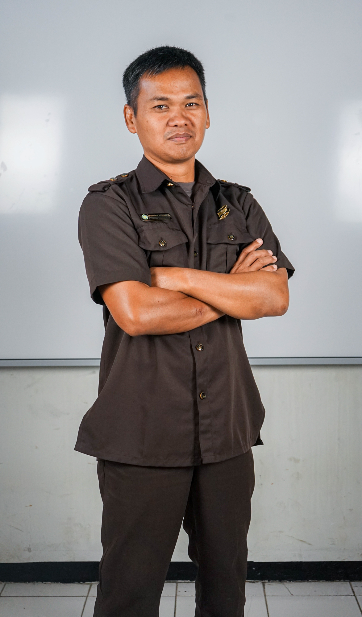 Pak Burhan - Staff Name - SMAN 21 Bandung class 2025