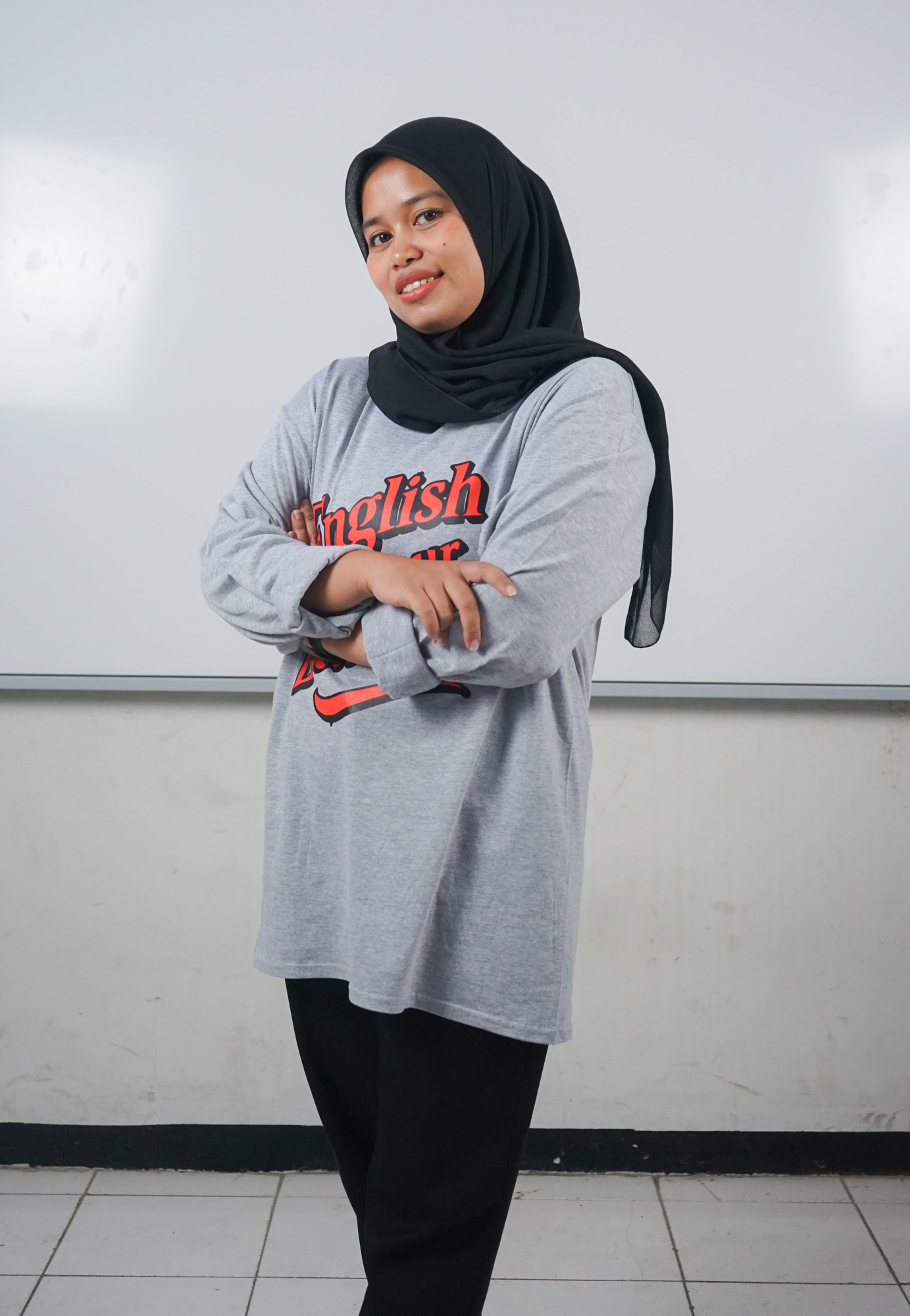 Bu Hana - Staff Name - SMAN 21 Bandung class 2025