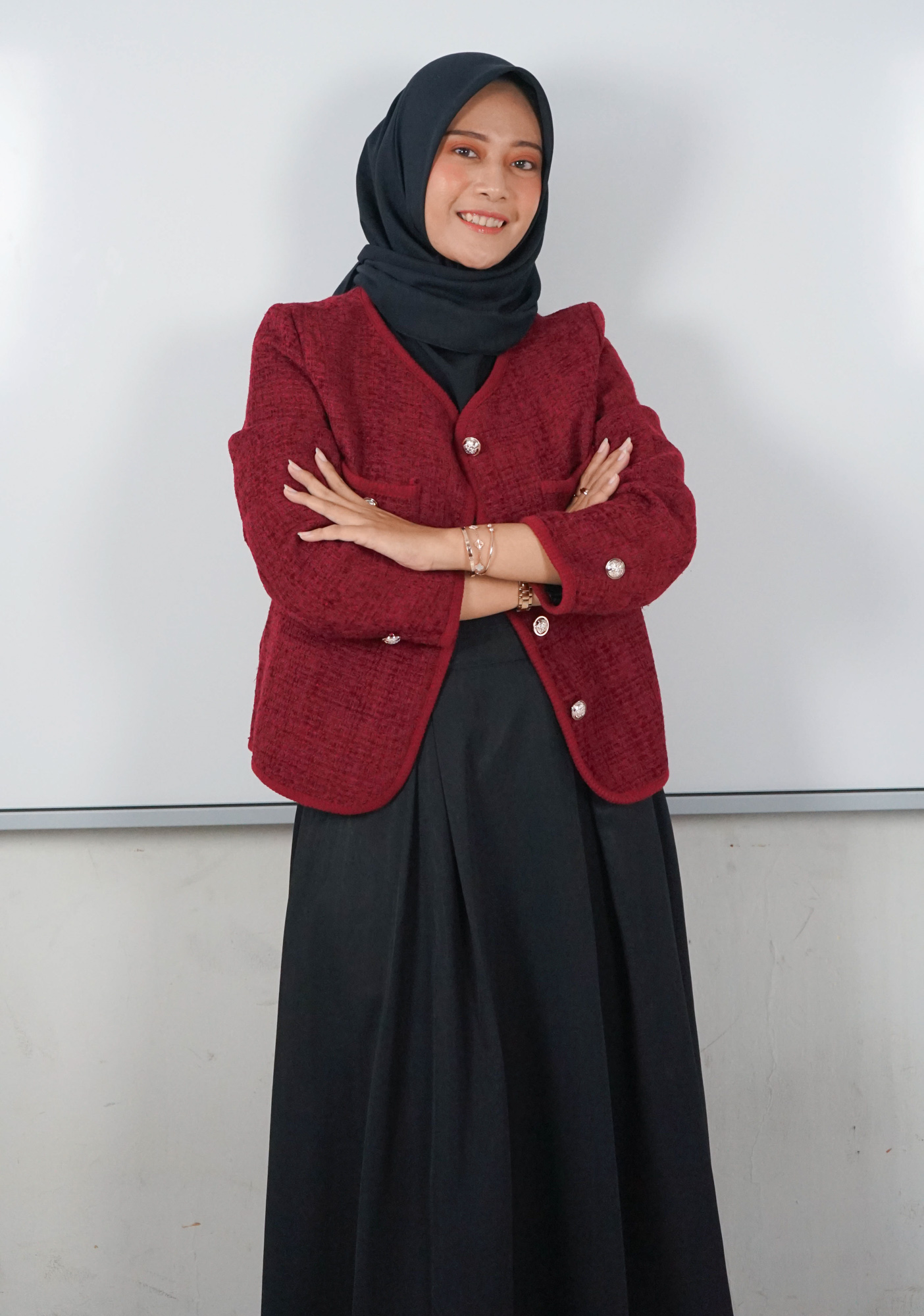 Bu Ulin - Staff Name - SMAN 21 Bandung class 2025